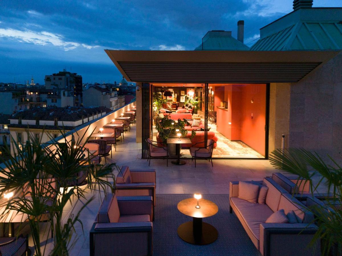 Radisson Collection Hotel, Santa Sofia Milano Dış mekan fotoğraf The rooftop bar at the Hotel