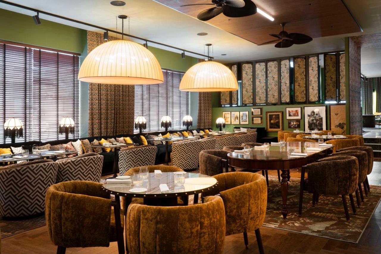 Radisson Collection Hotel, Santa Sofia Milano Dış mekan fotoğraf The interior of the restaurant