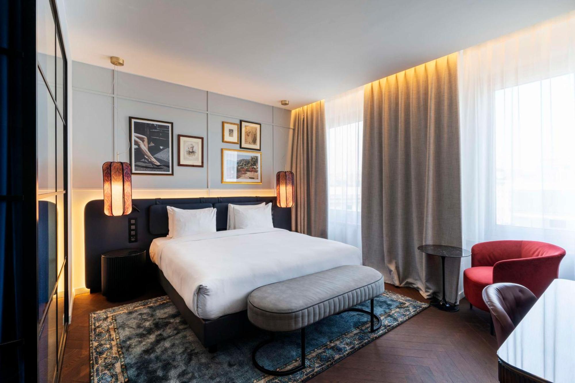 Radisson Collection Hotel, Santa Sofia Milano Dış mekan fotoğraf A room at the hotel